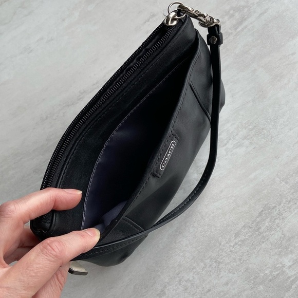 COACH Wristlet - Picture 9 of 13